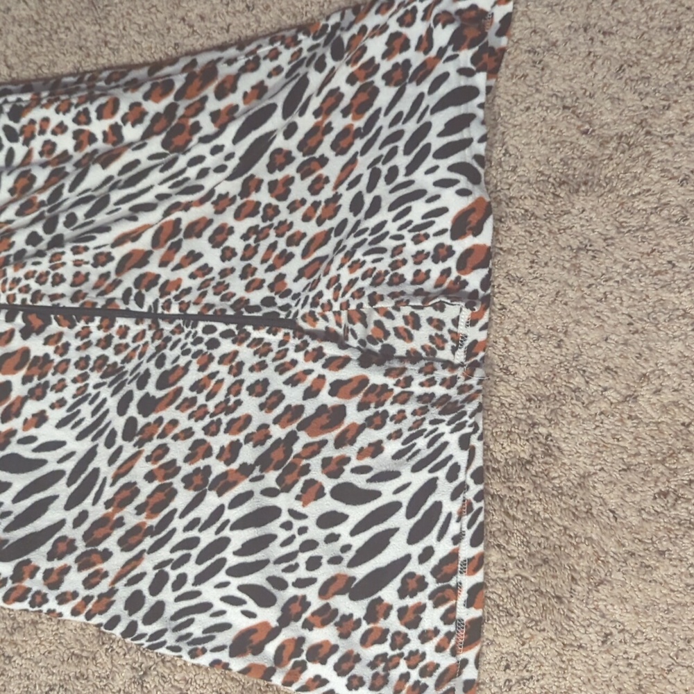 Leopard Print Hooded Robe - image 4